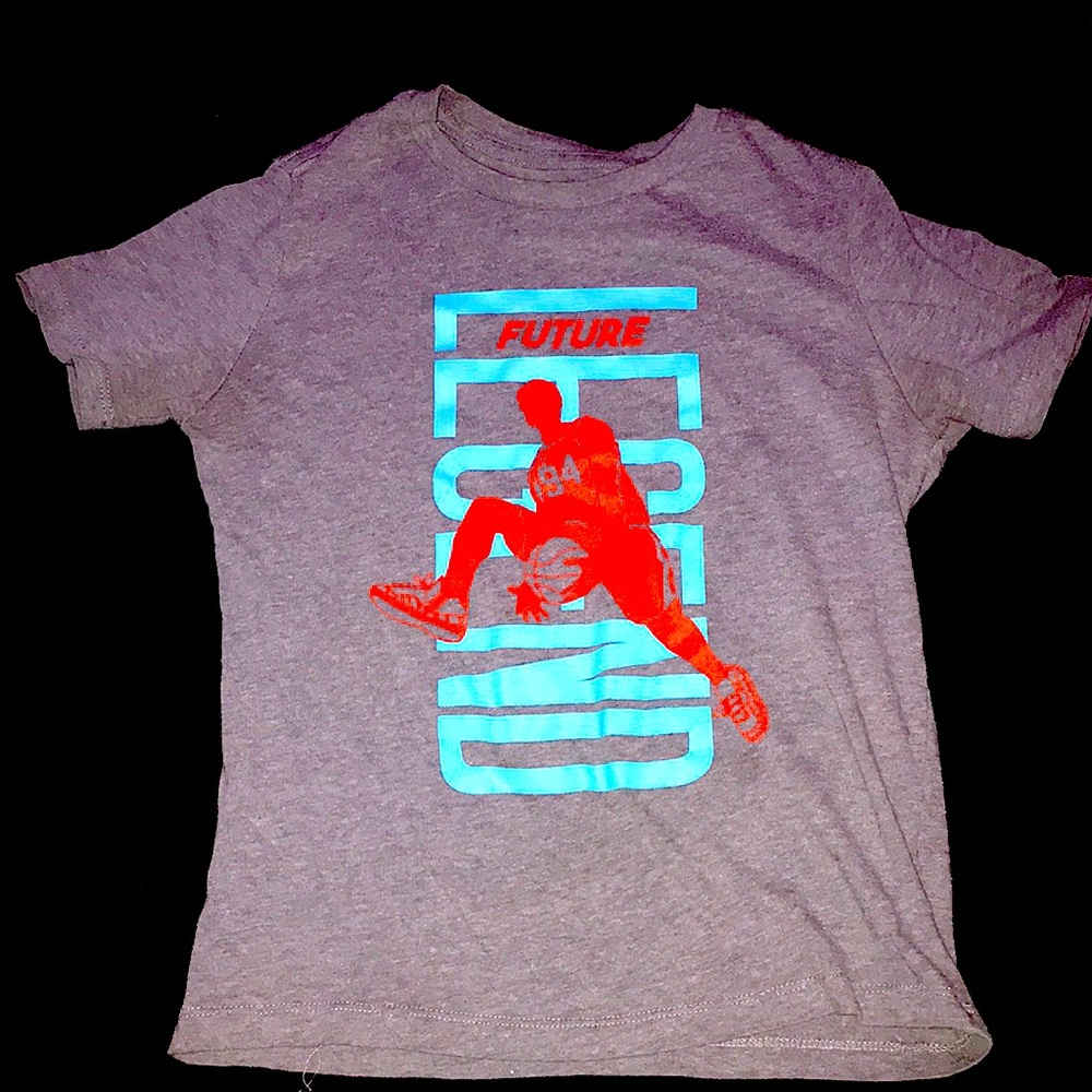 This is a basketball shirt from old navy, size medium 8.